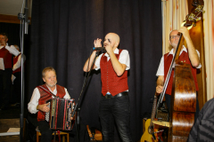 01-Wirtshaussingen-54